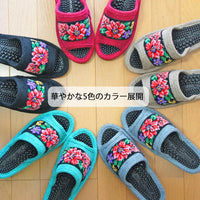 華やかな5色のカラー展開